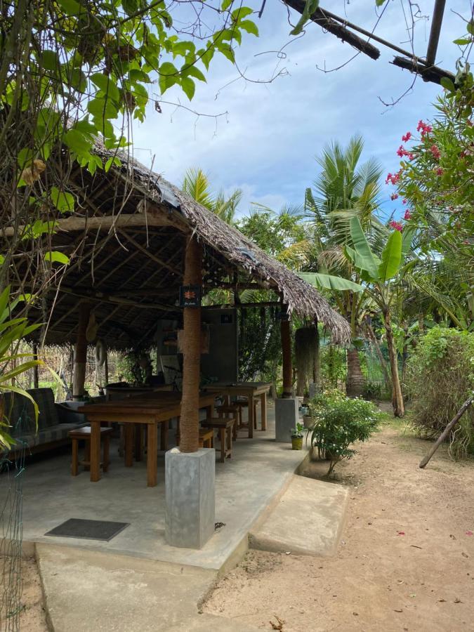 The Dale 3* Mirissa